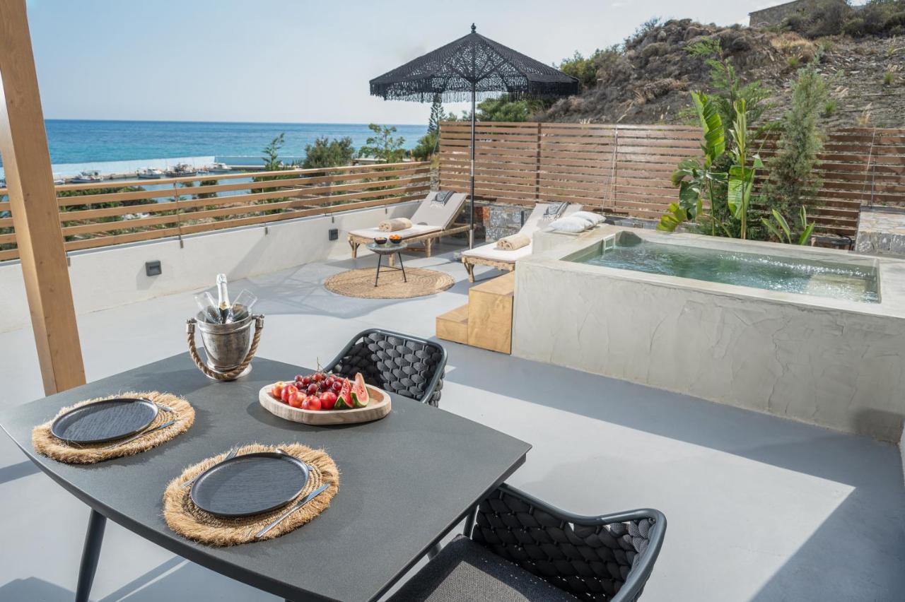 Mneme Suites & Villas Kasztrí Kültér fotó